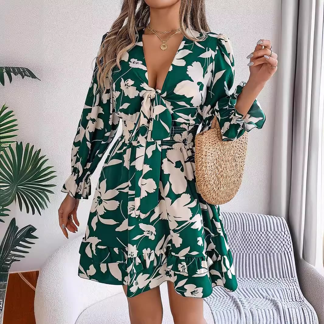 Vestido de gasa floral con vuelos y lazos