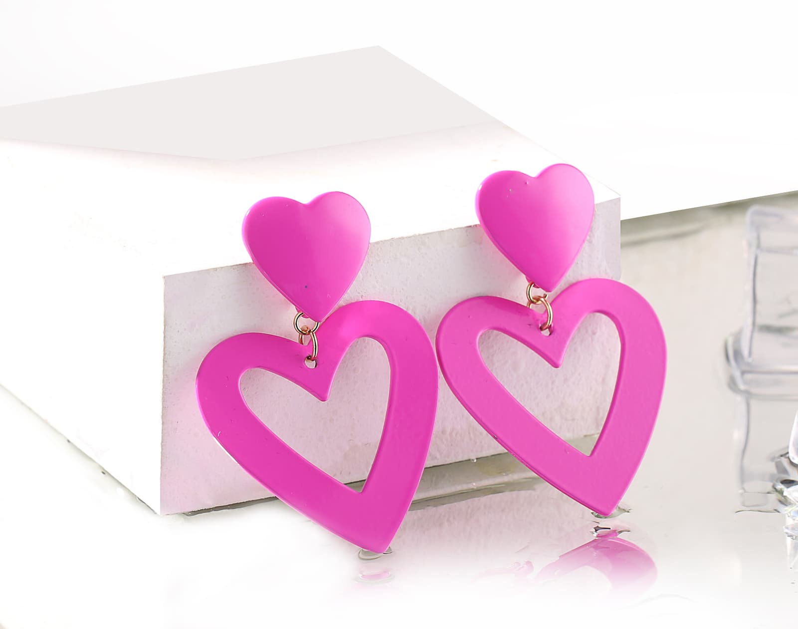 Aretes de plata 925 con motivo de amor