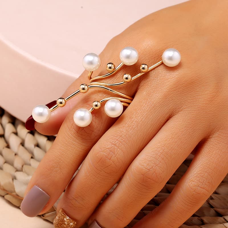 Anillo de perla geométrica dorado, ajustable y elegante