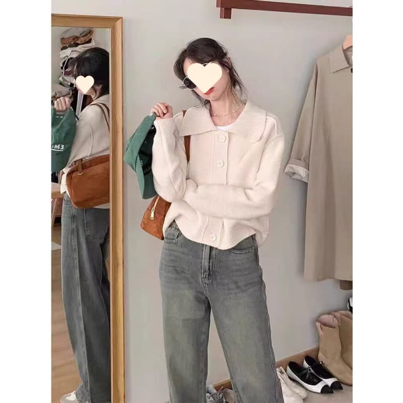 Cardigan con solapas de tejido artesanal