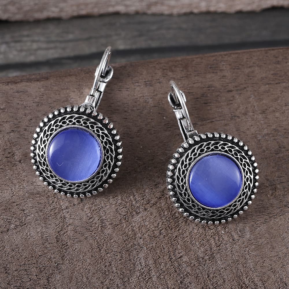 Aretes bohemios étnicos con piedras incrustadas
