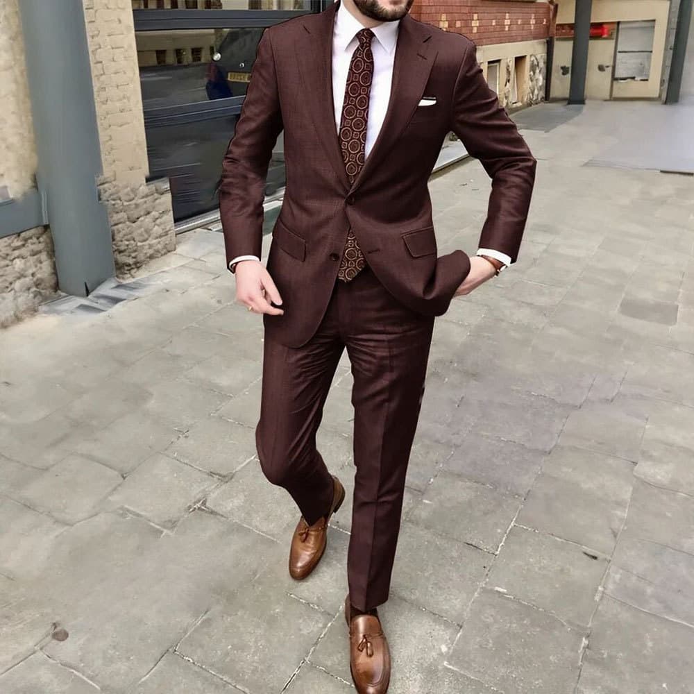 Traje de negocio entallado con dos botones