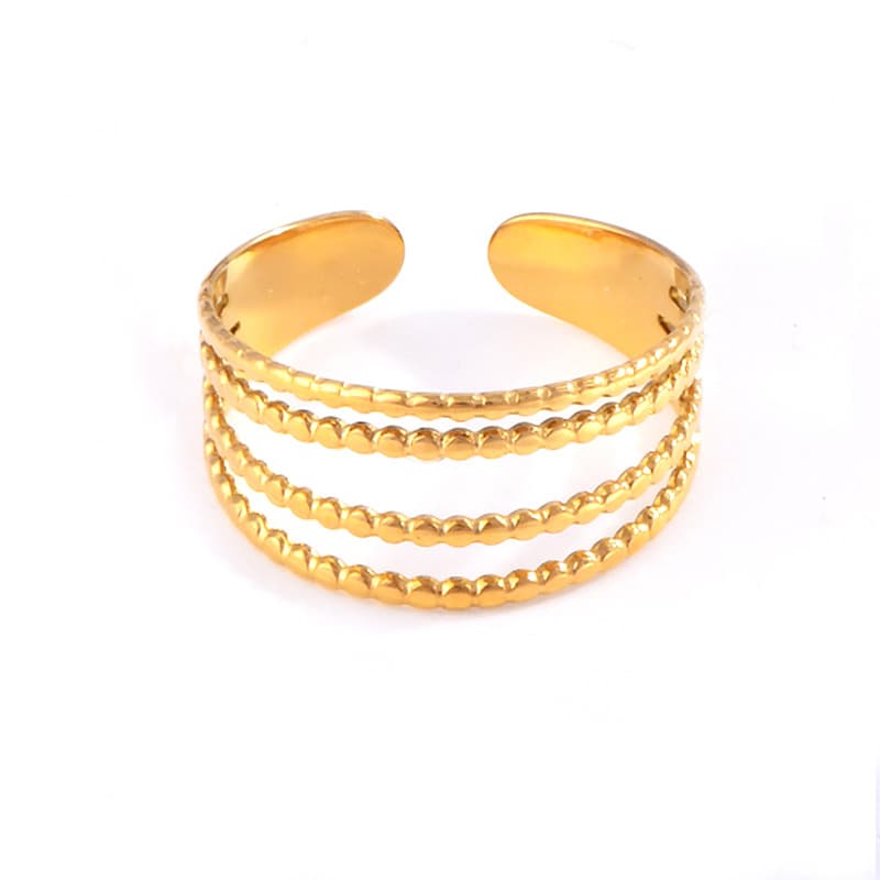 Anillo de acero titanio con patrón irregular