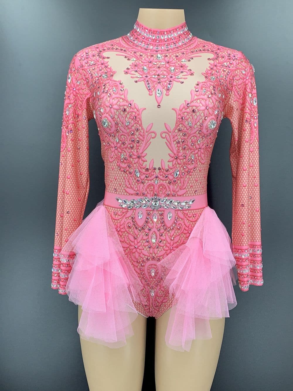 Traje de baile brillante con diamantes para escena