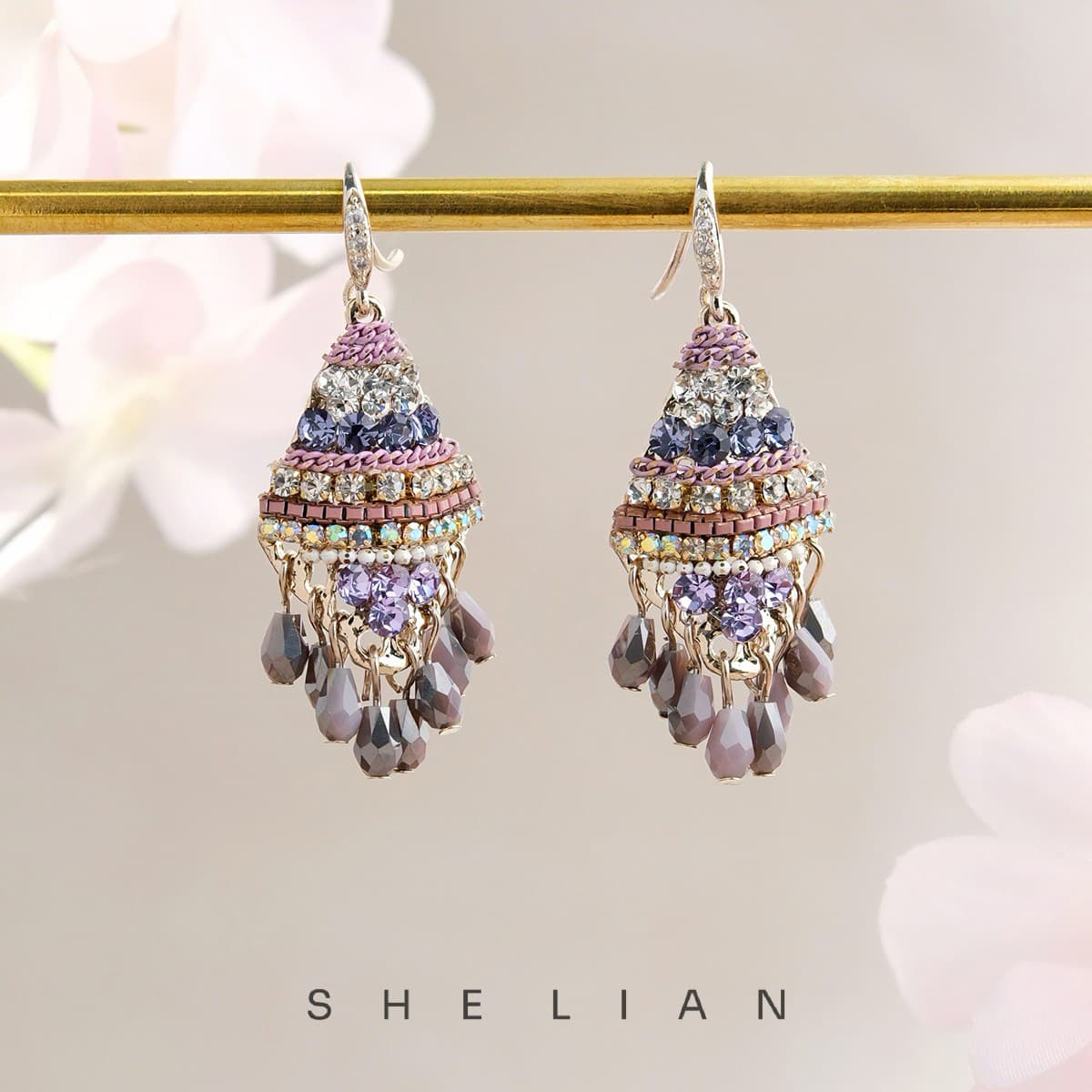 Aretes con diseño étnico para mujer