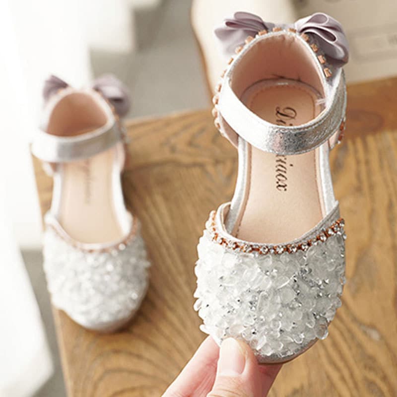 Sandalias suaves con punta cerrada estilo princesa