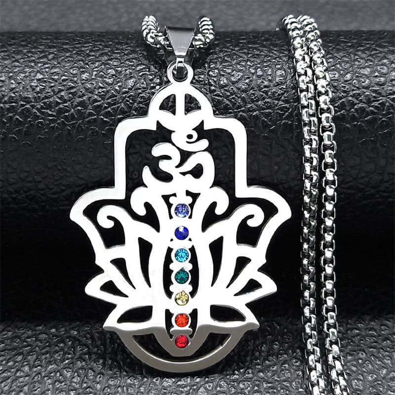 Collar con colgante de loto para yoga y sanación