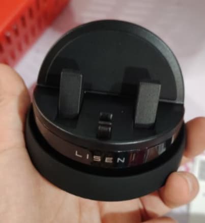 Soporte de celular giratorio para auto