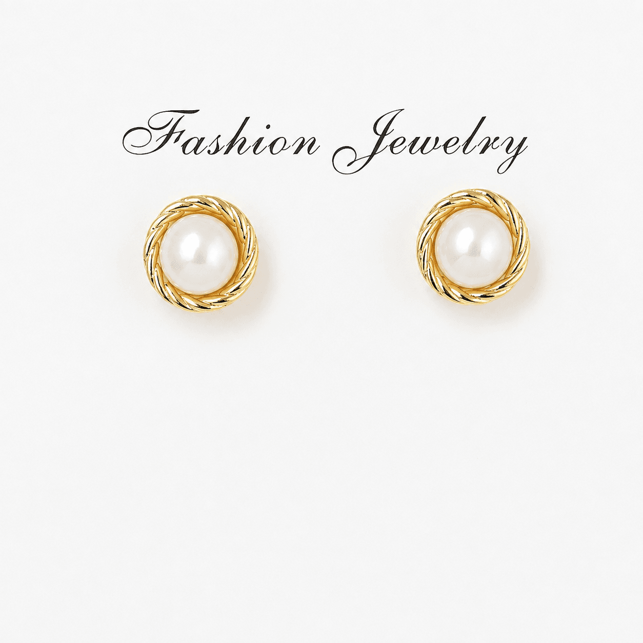 Aretes de perla con marco texturizado dorado