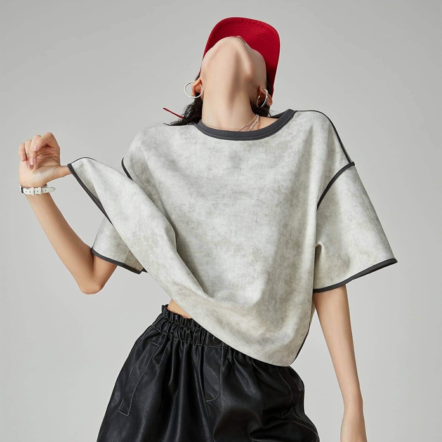 Camiseta de mujer manga corta, diseño holgado