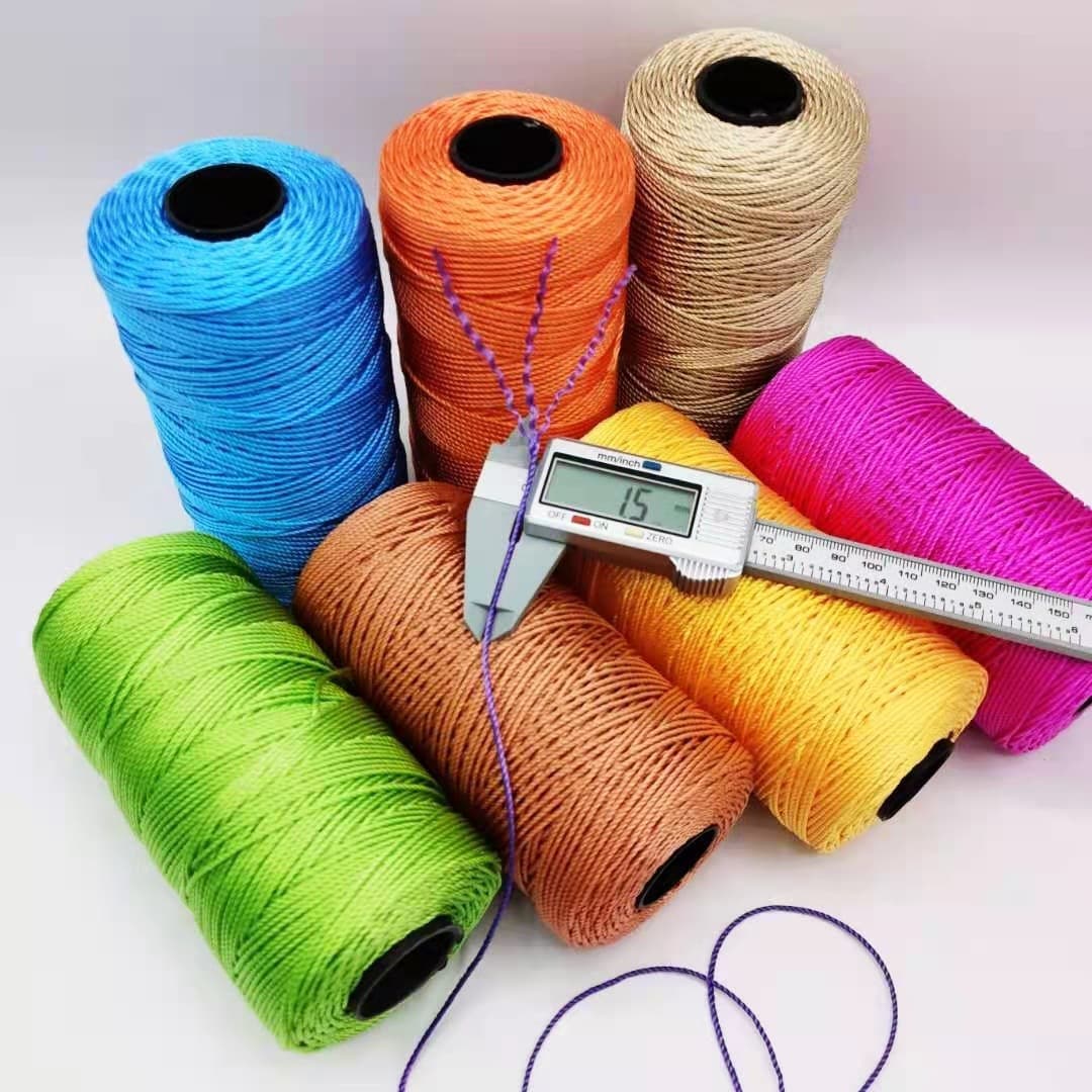 Hilo de seda sintética para crochet grosor 1.5mm