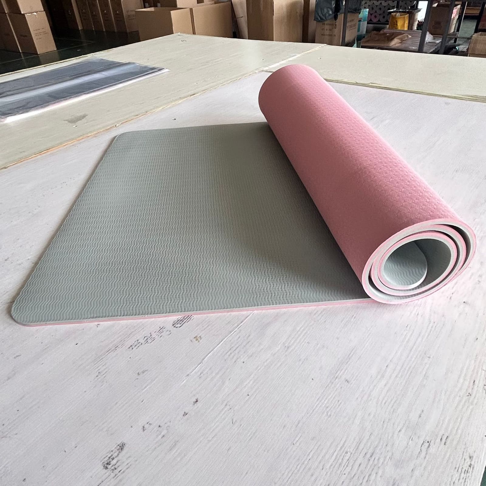 Tapete de yoga TPE dos tonos antideslizante