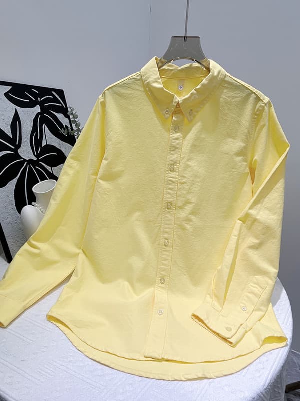 Chaqueta de algodón amarillo con manga larga