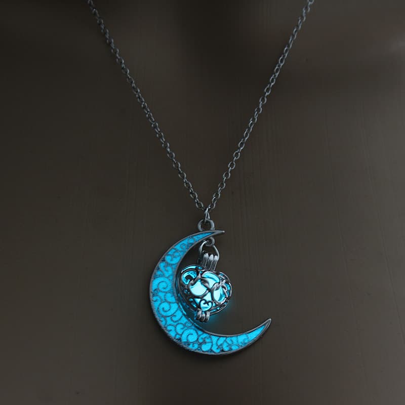 Collar colgante luminiscente con cadena plateada