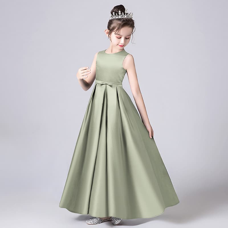 Vestido de princesa para niñas en piano y cumpleaños