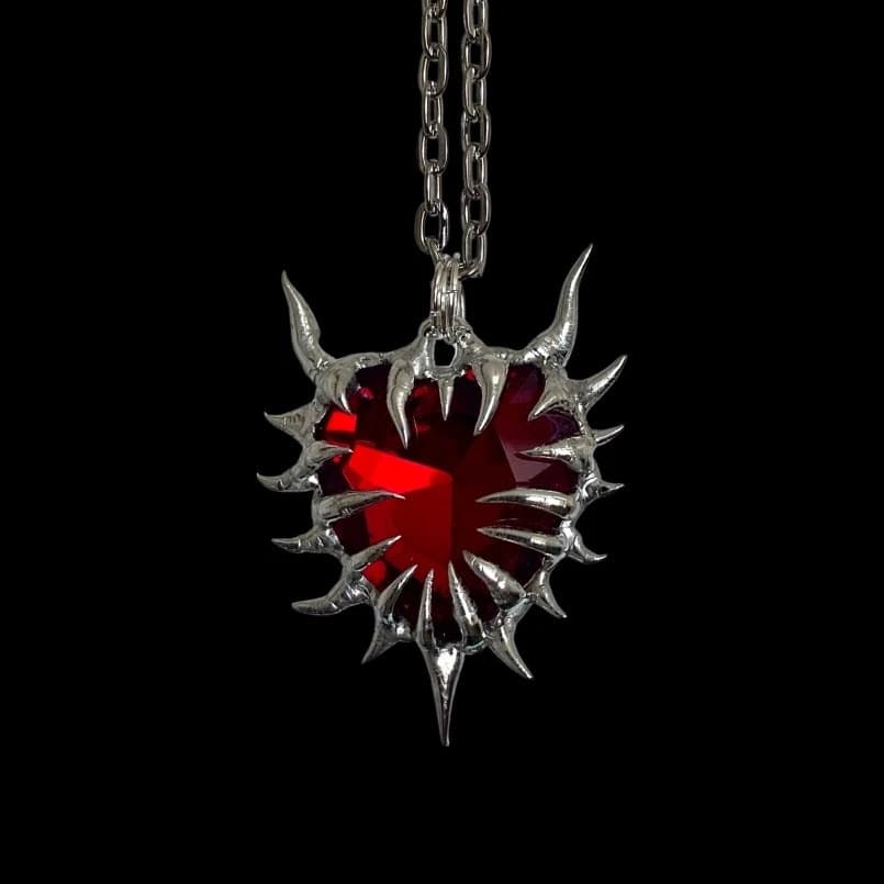 Collar corazón de espinas