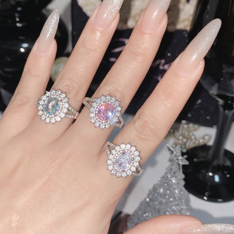 Anillo de mujer con circón de girasol y piedras preciosas