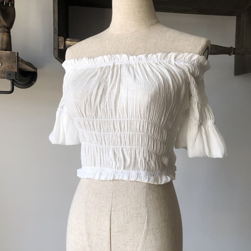 Blusa de bikini tipo off-shoulder en tela texturizada