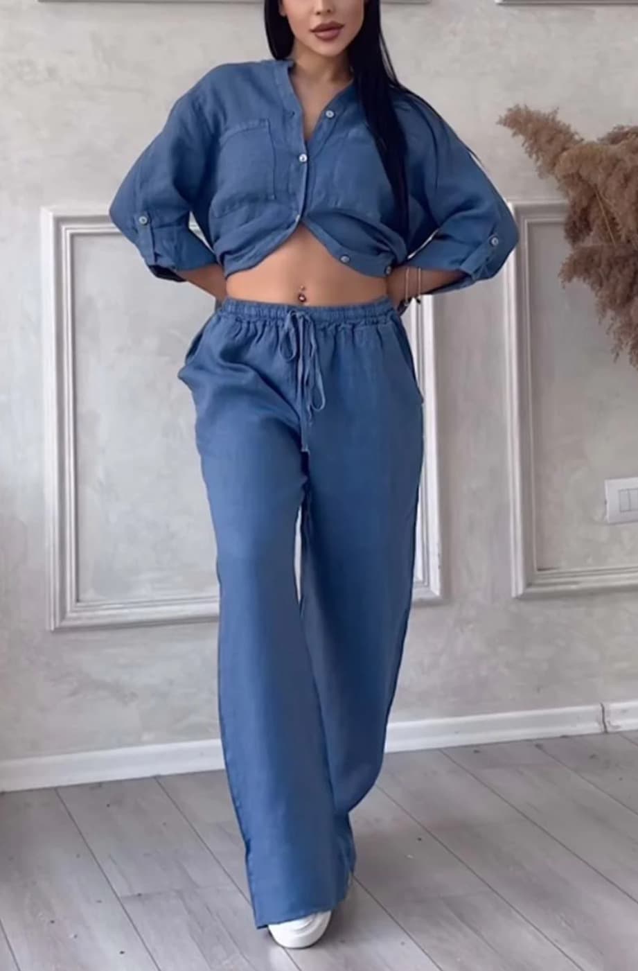 Conjunto de dos piezas pantalones anchos con cordones