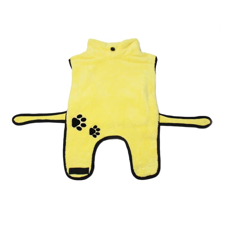 Pijama bordado de franela coral para mascota