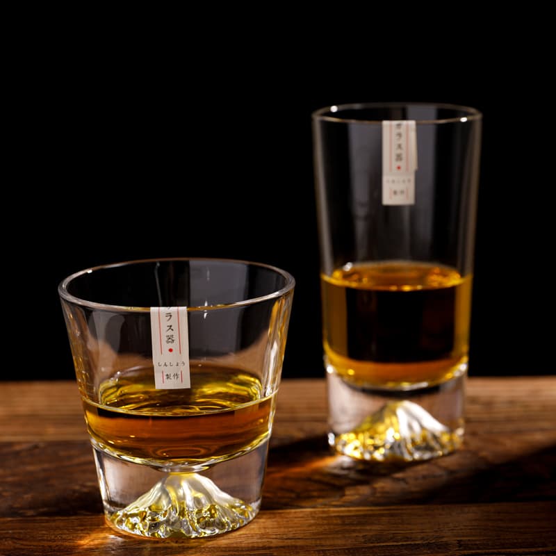 Vaso de whisky japonés con diseño de Monte Fuji