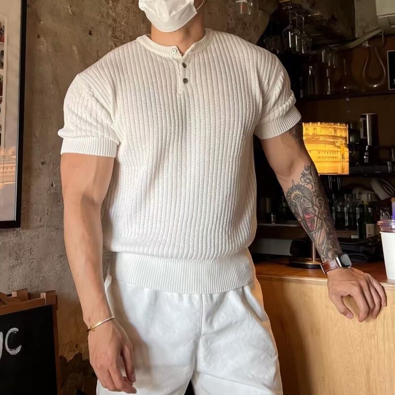 Camisa manga corta hombre ajustada y transpirable