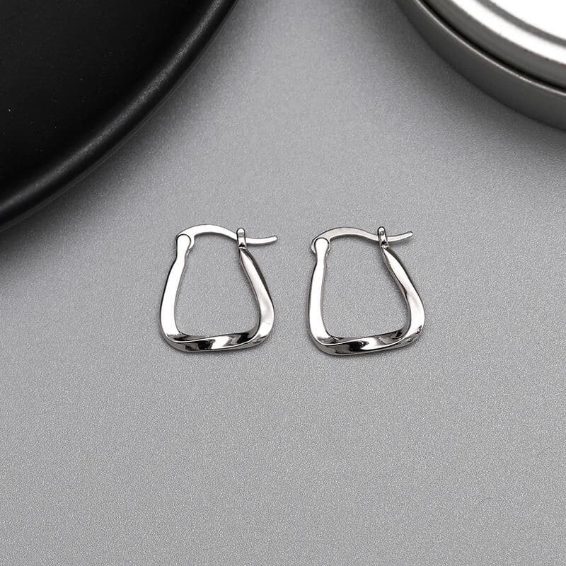 Aretes aro cuadrado retorcido de plata esterlina