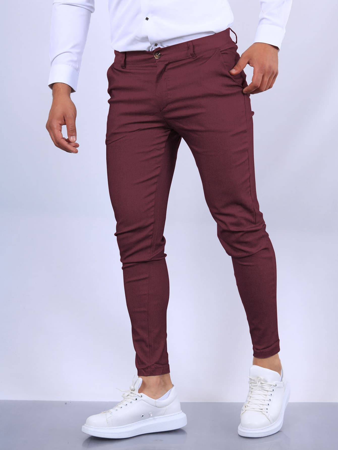 Pantalones ajustados de oficina con botones, corte lápiz