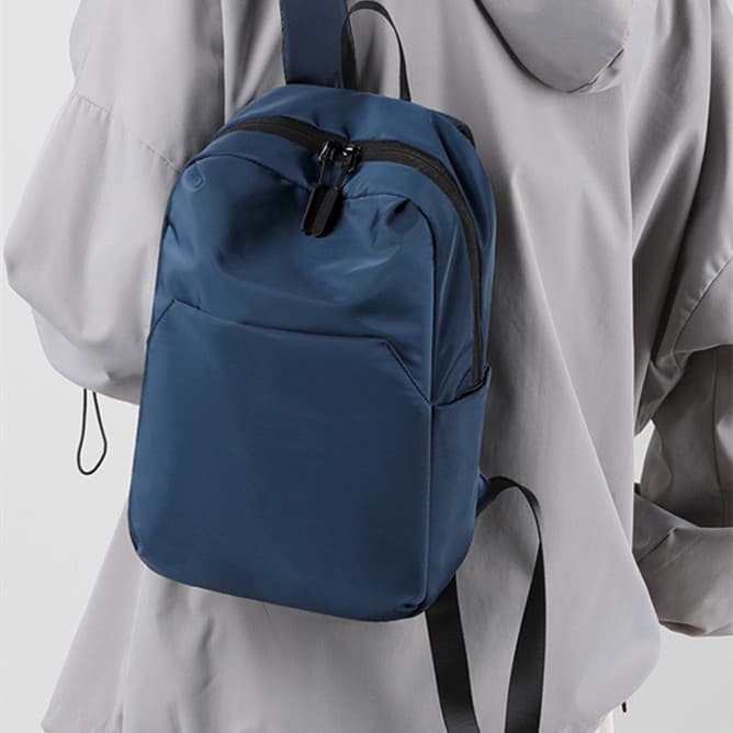 Mochila nylon impermeable gran capacidad simple