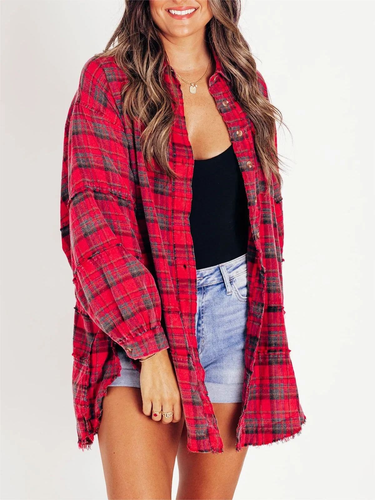 Camisa casual mujer manga larga con cuadros y detalles de borlas