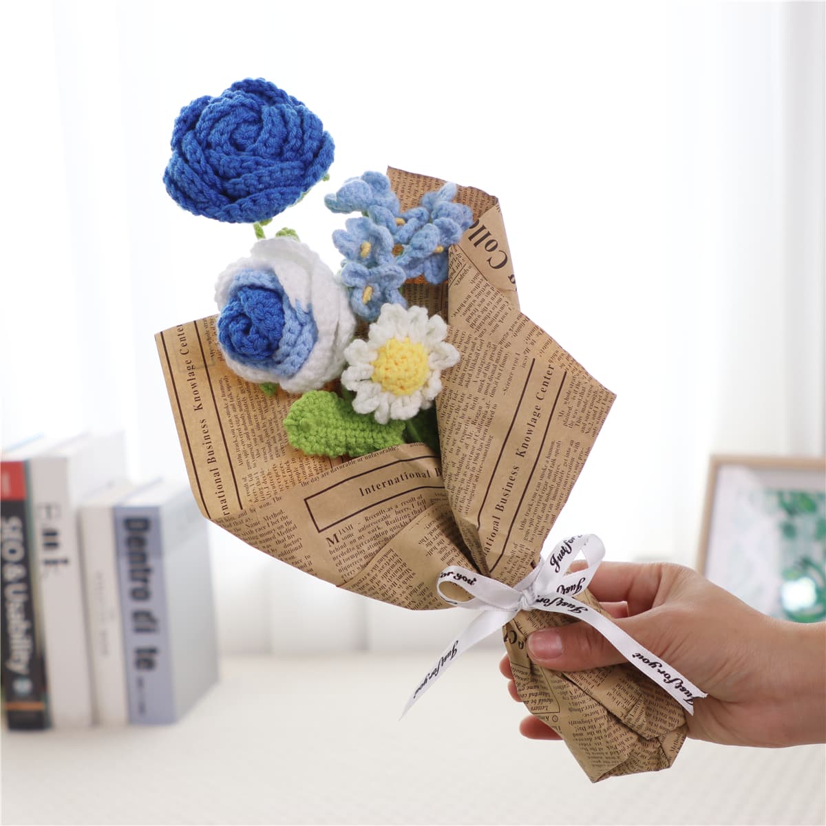 Ramo de flores tejidas a mano para regalos especiales