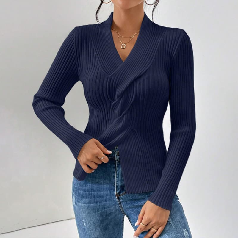 Suéter slim fit de viscosa con detalle de hilo