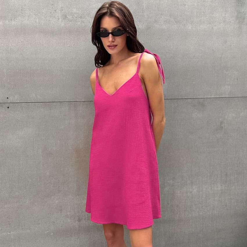 Camisón de algodón con tirantes finos y espalda descubierta