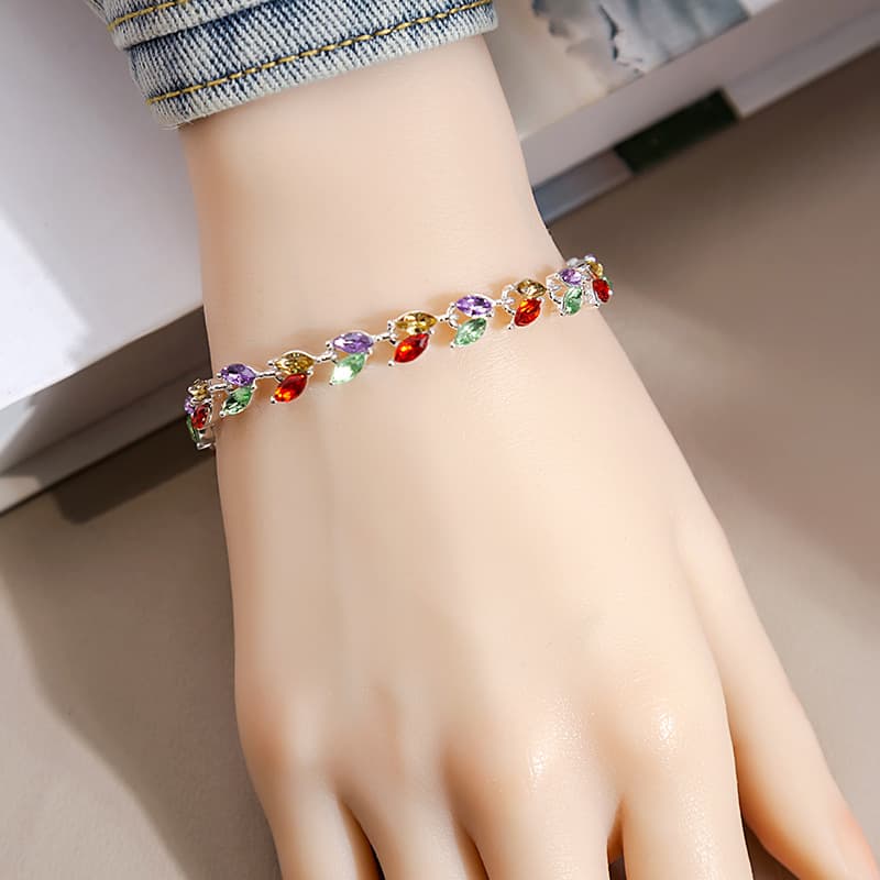 Pulsera de cristal multicolor con zirconia y hojas