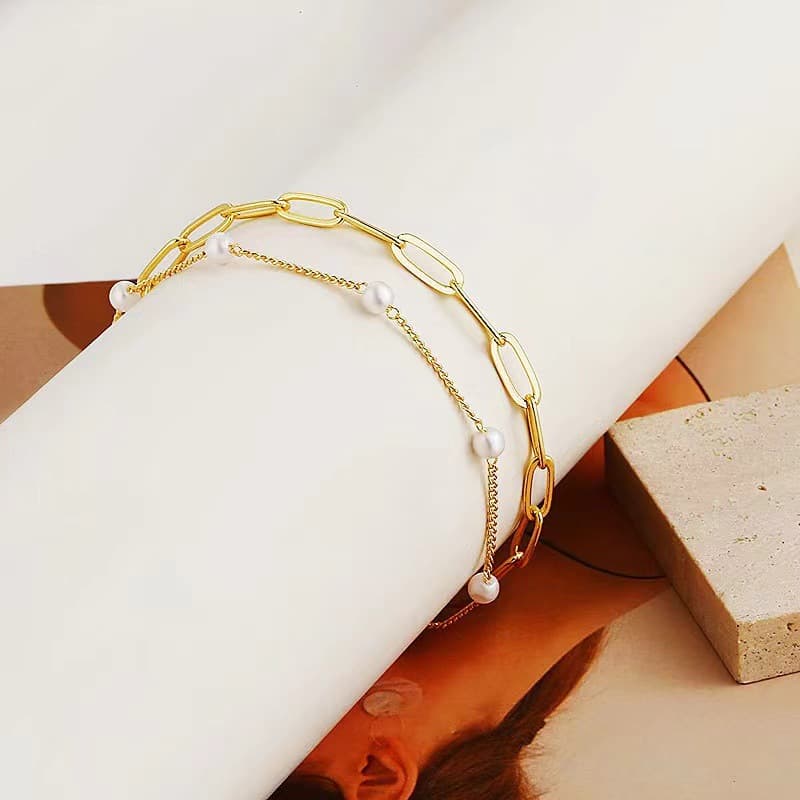 Pulsera doble de perlas imitadas elegante