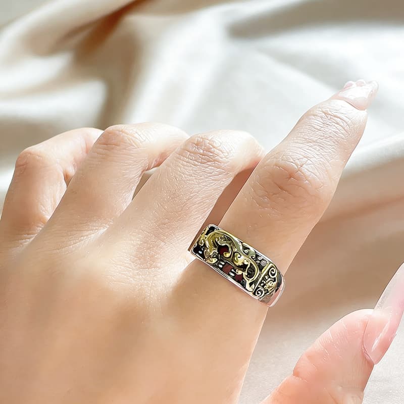 Anillo Pixiu con ábaco de diseño vintage