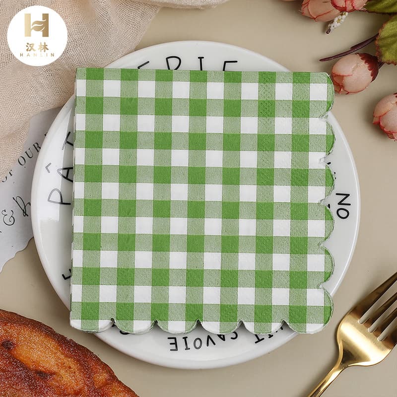 Servilletas desechables con encaje verde y cuadros 25x25 cm