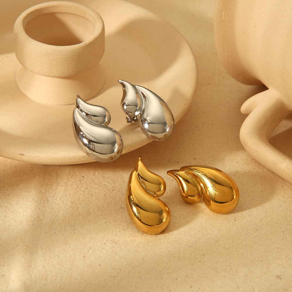 Aretes dobles gotas acero inoxidable chapado 18k