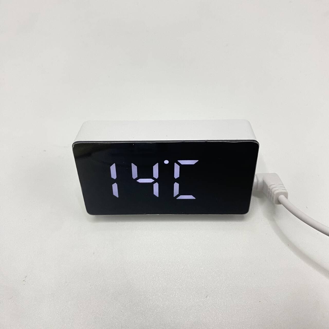 Reloj digital LED para escritorio con alarma y temporizador