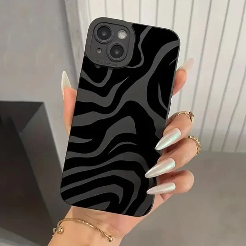 Funda para iPhone con rayas negras y diseño pupila
