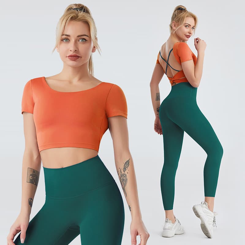 Conjunto fitness yoga mujer con top sin espalda