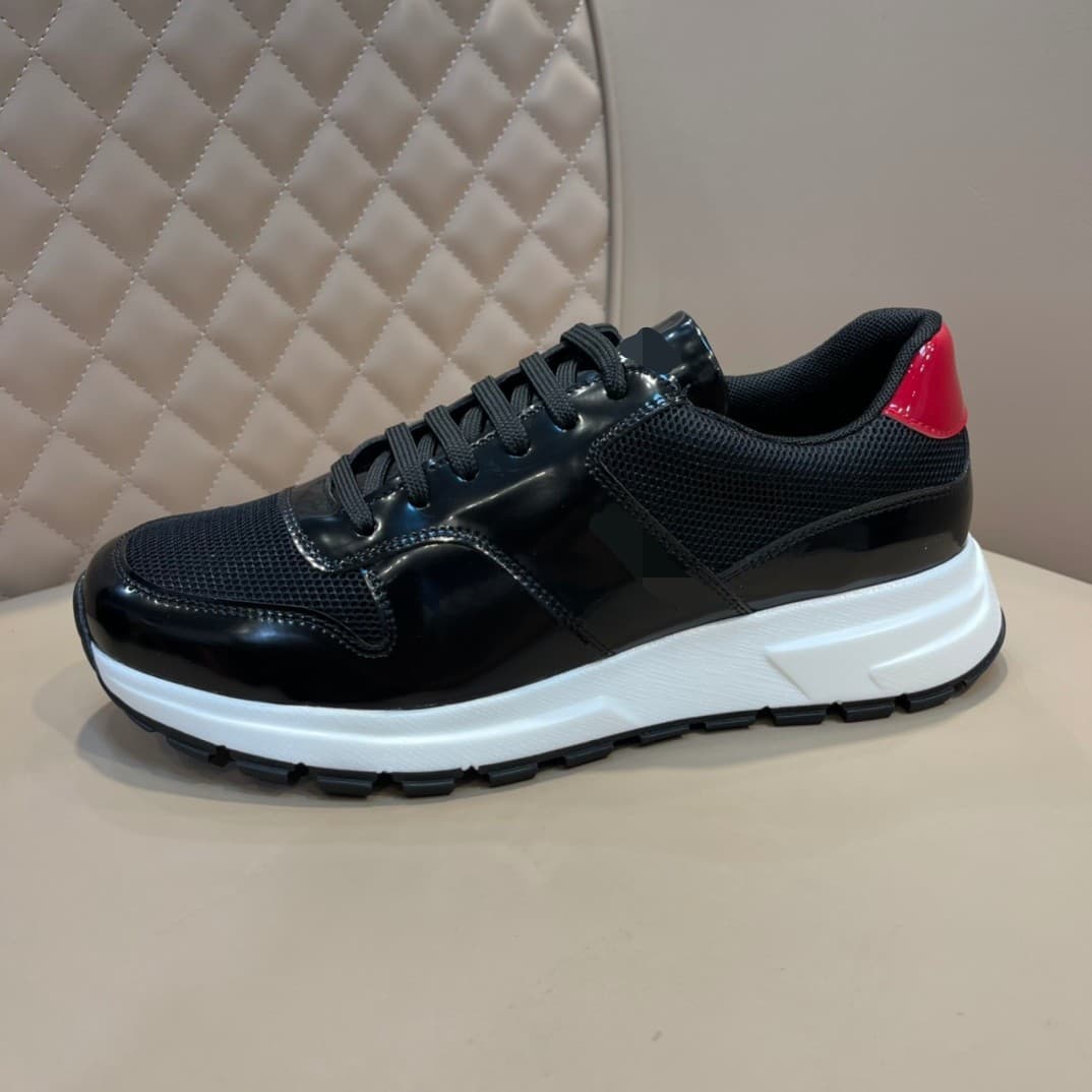 Zapatos deportivos casuales de suela gruesa