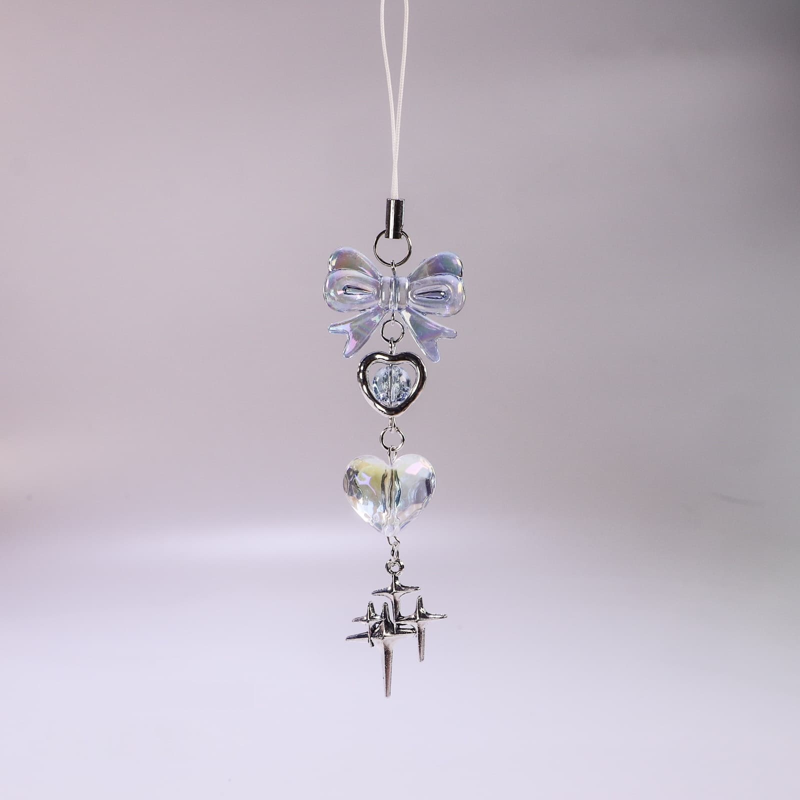Cuentas de corazón azul transparente hechas a mano