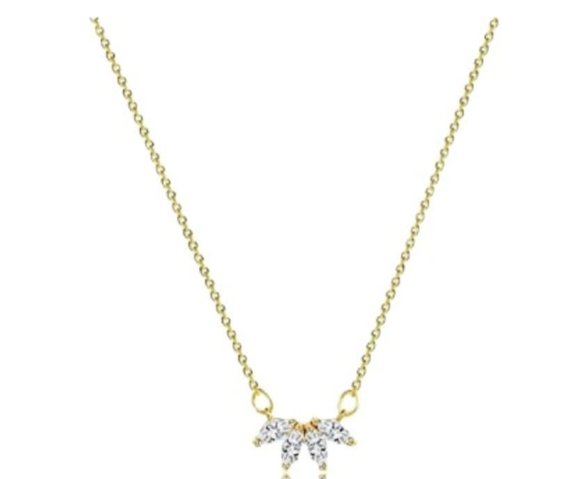 Collar de pétalos de flor de loto minimalista