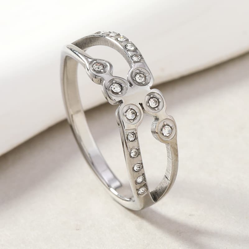 Anillo de pareja de acero inoxidable calado