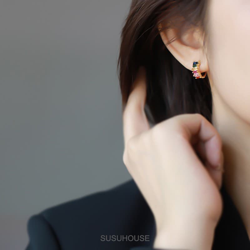 Aretes de circonia con diseño personalizado