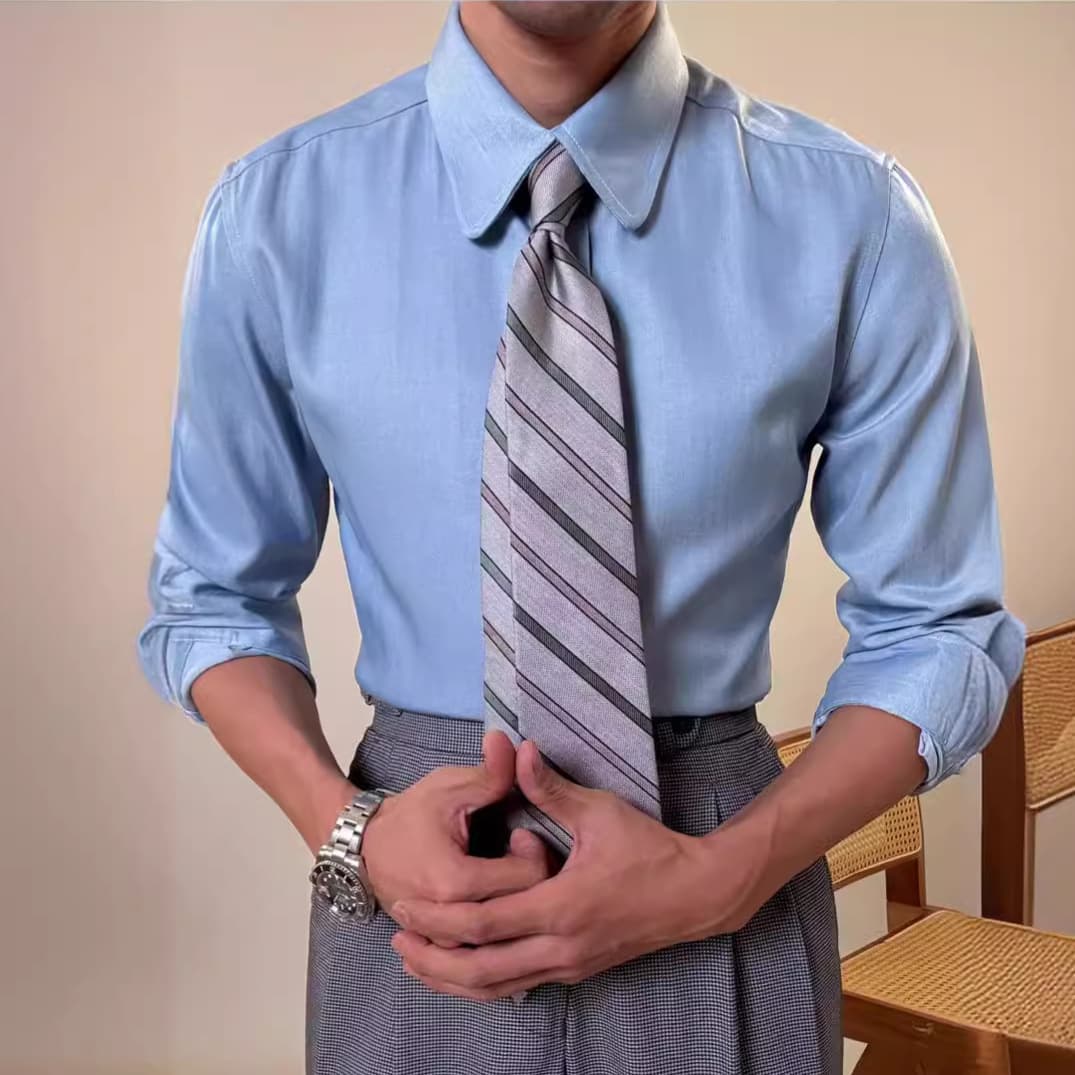 Camisa hombre manga larga cuello redondo ajuste entallado