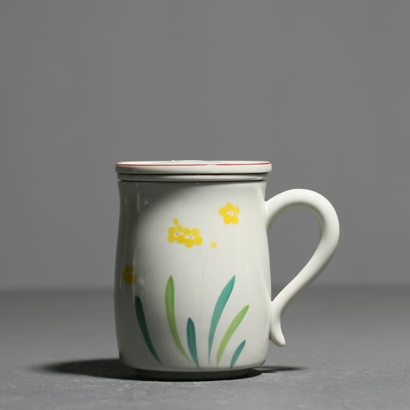 Taza de cerámica pintada a mano con diseño de loto