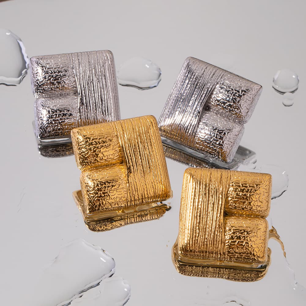 Aretes geométricos cuadrados en acero inoxidable