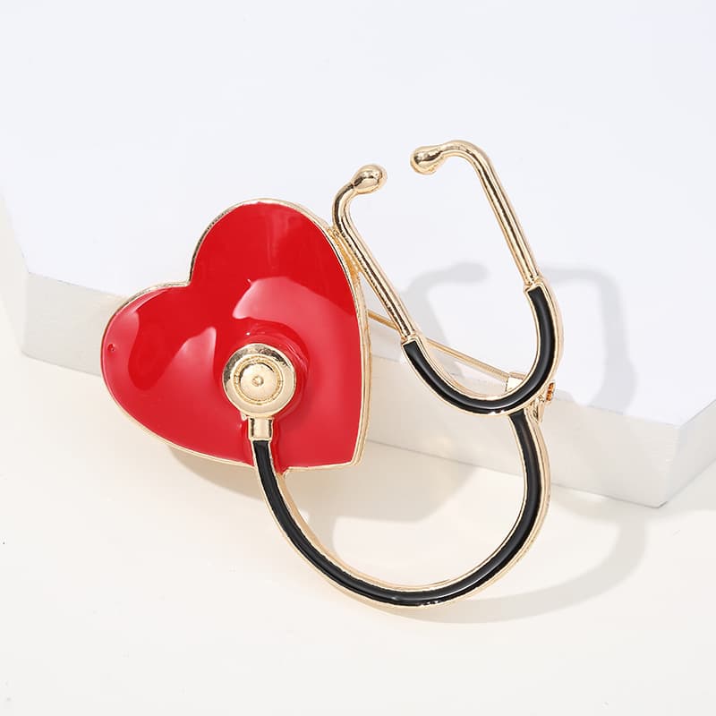 Broche de corazón para joyería romántica